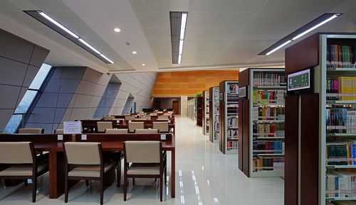 湖南商学院图书馆（长沙值得推荐值得去的图书馆有哪些？）